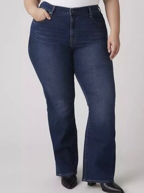NWT Levis Jeans Women's 725 high Rise Bootcut Jeans - Plus size 26W M